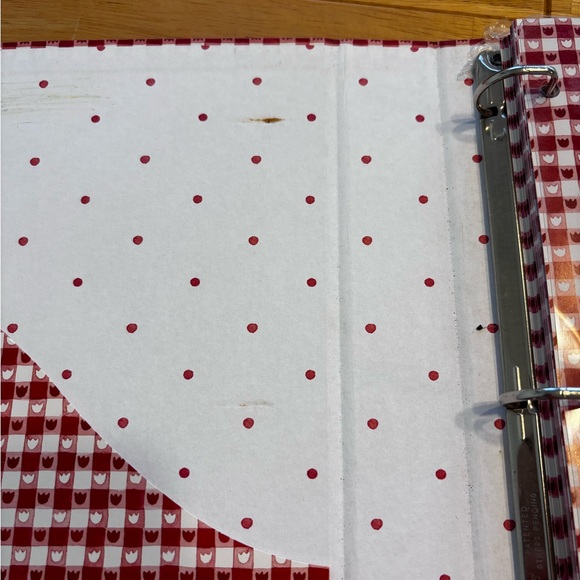 Betty Crocker Recipe Keeper From The Heart 3 Ring Binder Red Gingham Never used - Picture 8 of 9